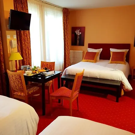 Hotel Brit Essentiel Robic 2*