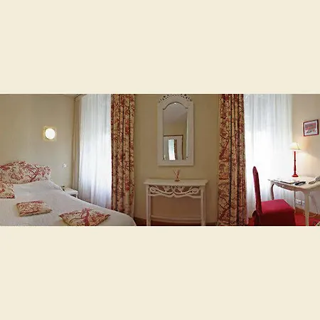 Brit Essentiel Robic Hotell Pontivy