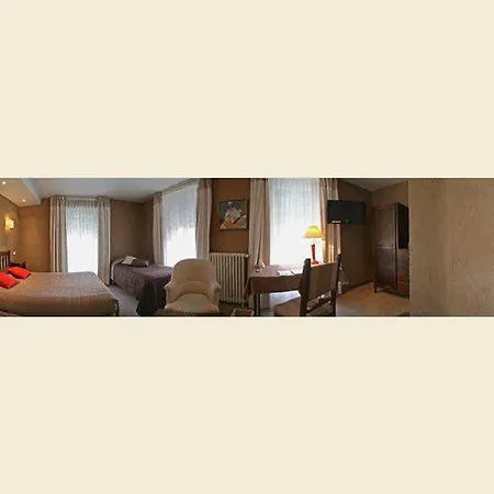 Brit Essentiel Robic Hotell